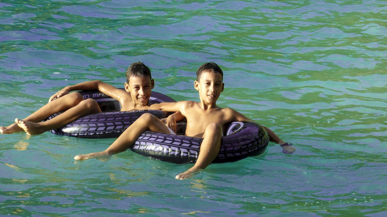 فيلات ماوغي بلوز بو فالون المظهر الخارجي الصورة